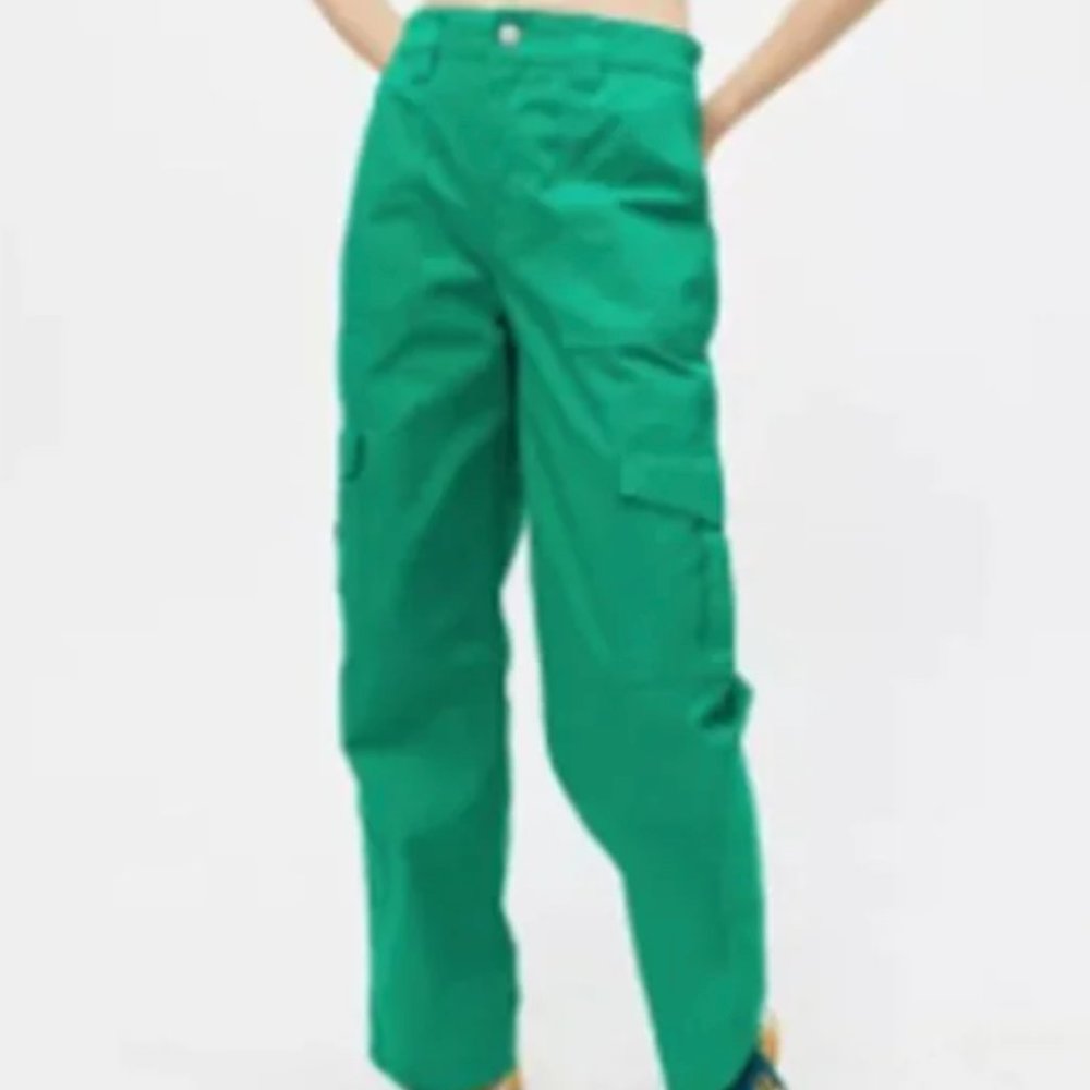 NWT Urban Outfitters Green Cargo Pants